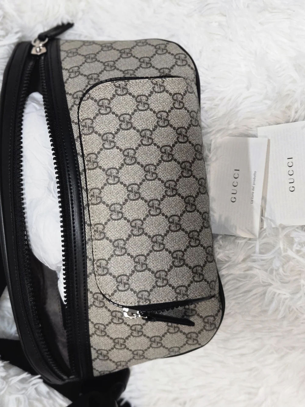 Gucci Beige GG Supreme Canvas Belt Bag